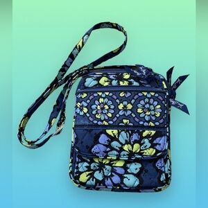 Vera Bradley Quilted Crossbody Bag Blue and Green Floral‎